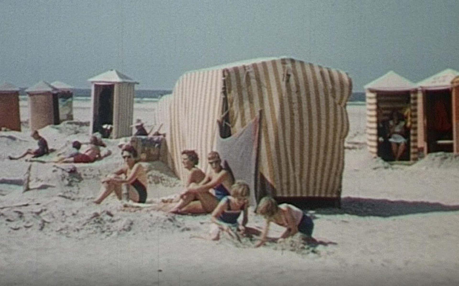 Ga Terug Naar 1956 Met Films Van Toen Bekijk Hier Prachtige Oude Beelden Van Schiermonnikoog